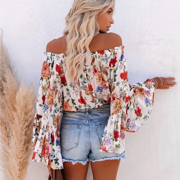 VICI Floral Off the Shoulder Bell Sleeve Blouse Size M Boho Festival Bloomcore - Picture 3 of 14